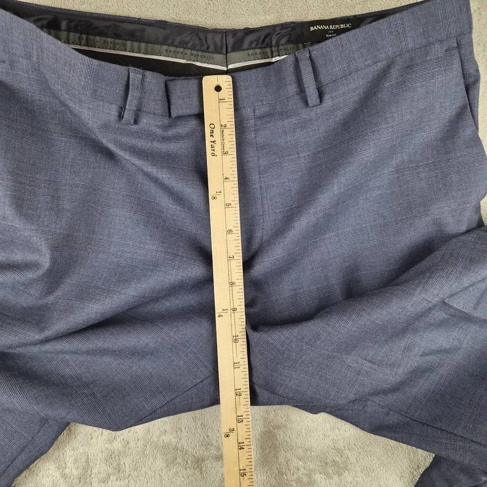 Banana Republic item banana